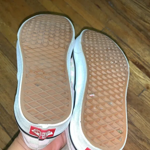 Checkerboard Vans size 8 - Picture 4 of 5